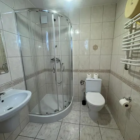 Przystan בית הארחה 3*